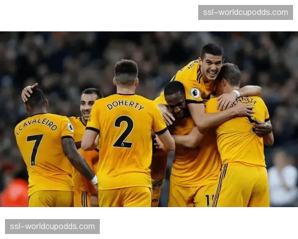 即时:狼队对阵伯恩茅斯,库尼亚伤退,黄喜灿紧急热身 即时:狼队对阵伯恩茅斯,库尼亚伤退,黄喜灿紧急热身